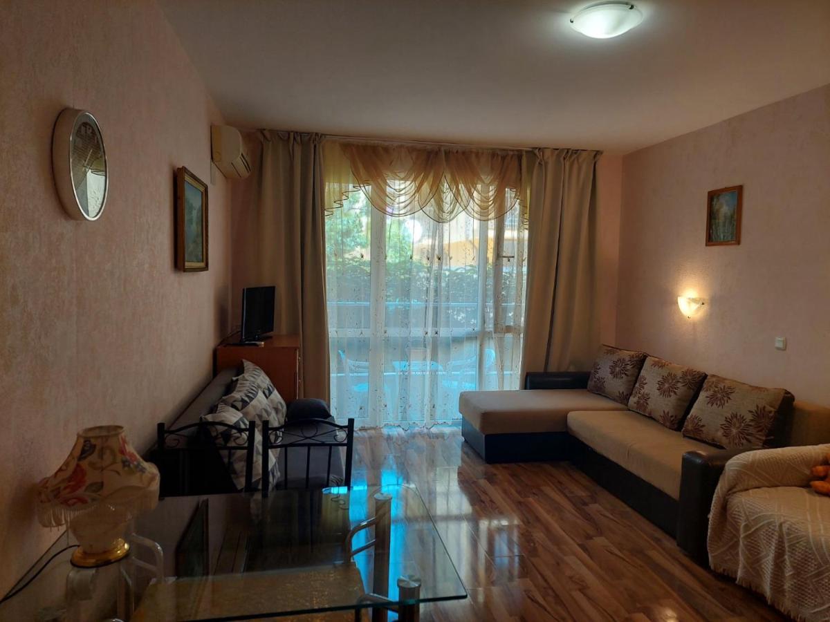 Святой Влас, Комплекс Sea Breeze Sveti Vlas Exterior photo